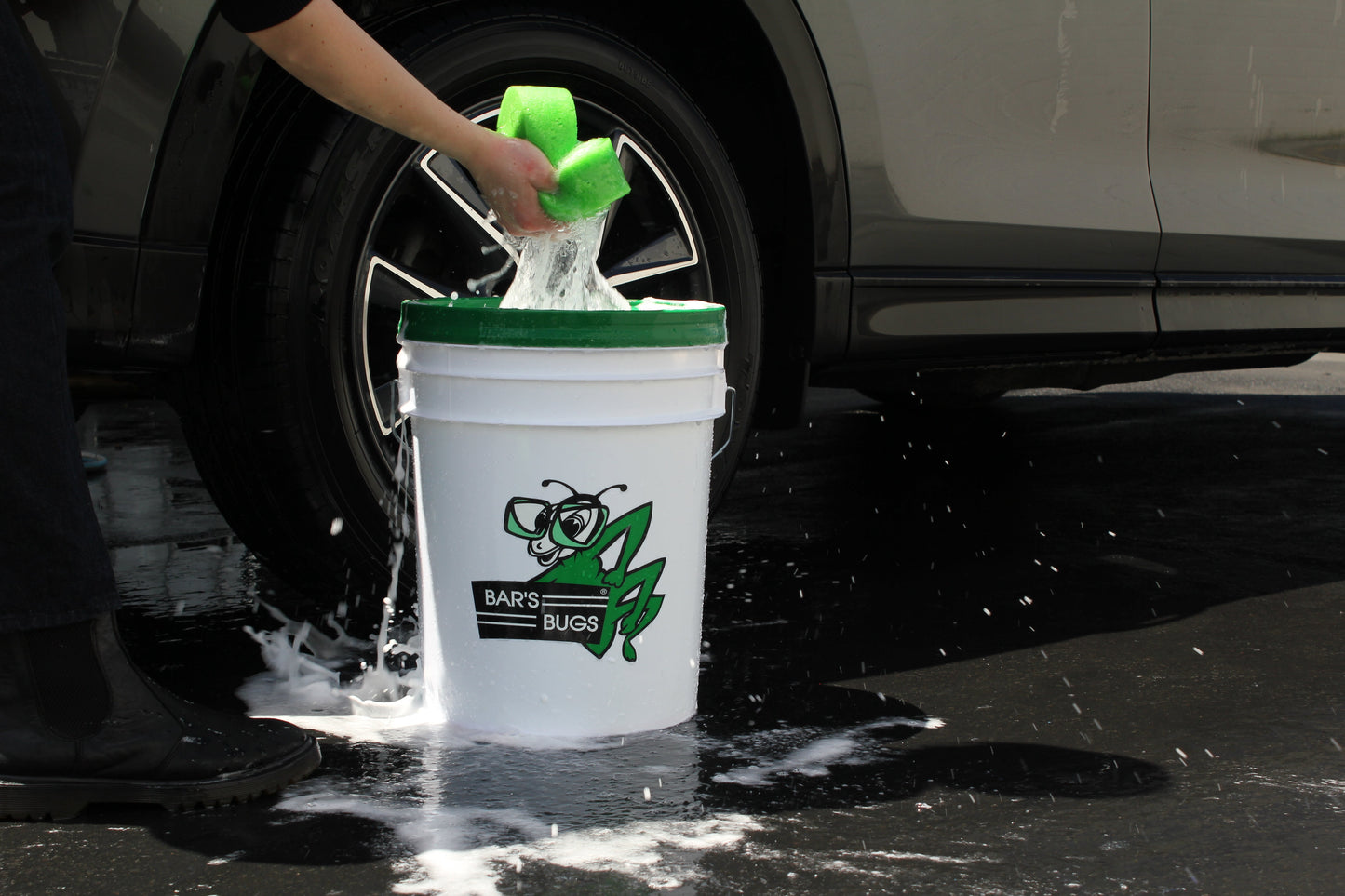 20L Car Wash and Protectant in 20L wash bucket
